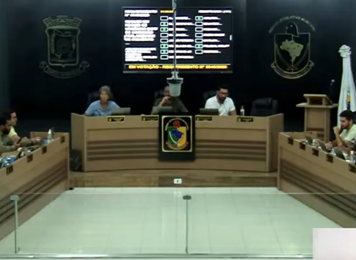 Câmara de Camboriú aprova CPI para investigar contrato da Águas de Camboriú